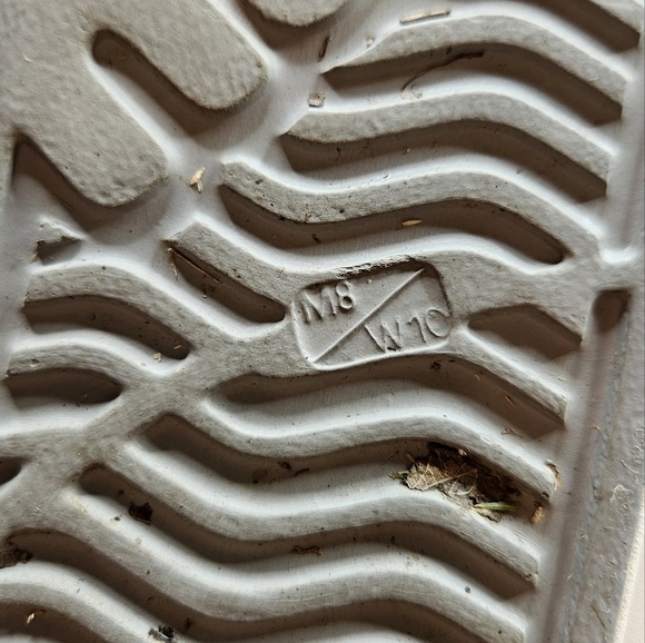 Native Shoes Miller Style Slip-On Sneakers Men's 8 women's 10 Gray - Picture 7 of 9